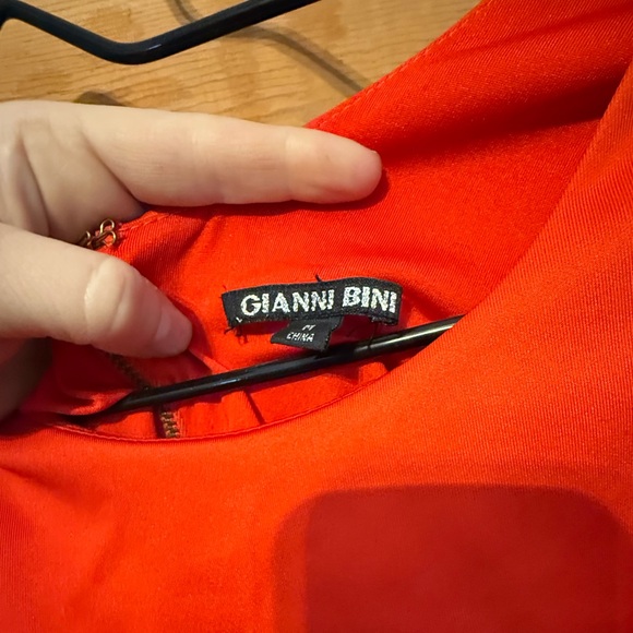 Gianni Bini One Shoulder Red Dress - Picture 5 of 5